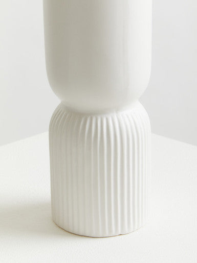 Orsina Fia White Ceramic Vase – Minimalist Cylindrical Floral Decor