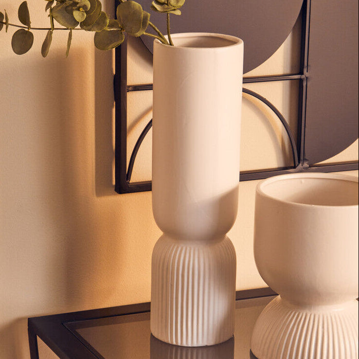 Orsina Fia White Ceramic Vase – Minimalist Cylindrical Floral Decor