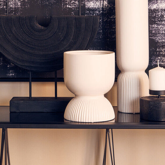 Orsina Fia White Ceramic Vase – Minimalist Cylindrical Floral Decor
