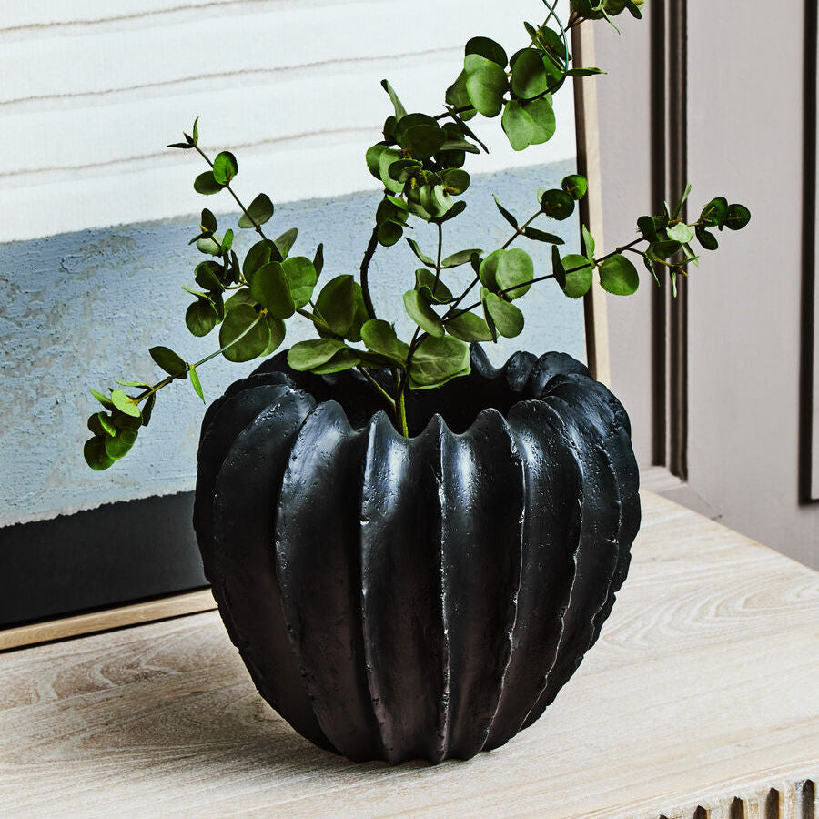 Black Textured Vase by Orsina – Modern Ridged Tapered Ceramic Decor