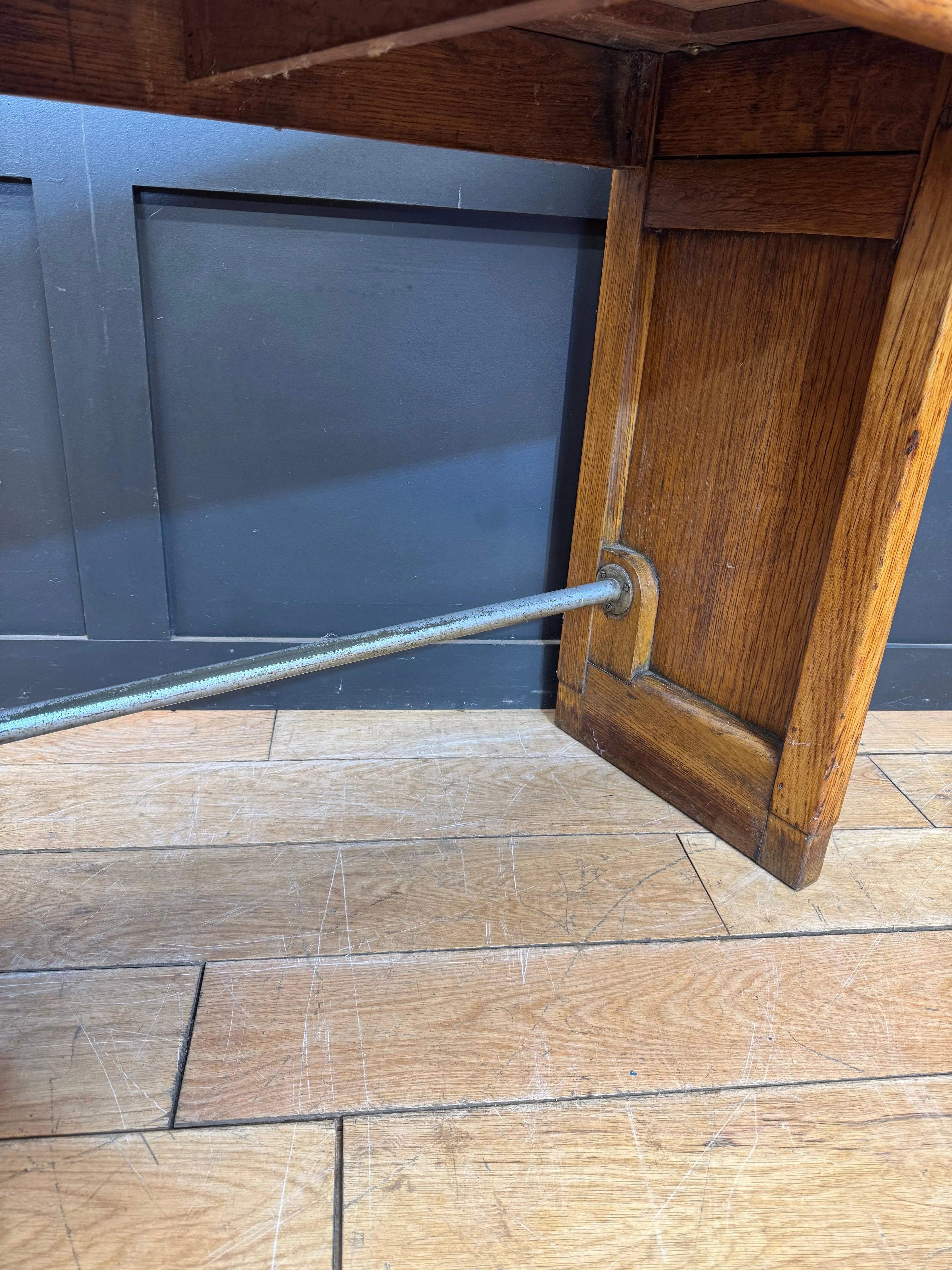 Vintage Oak Desk / Office Desk / Computer  Desk / Office Furniture