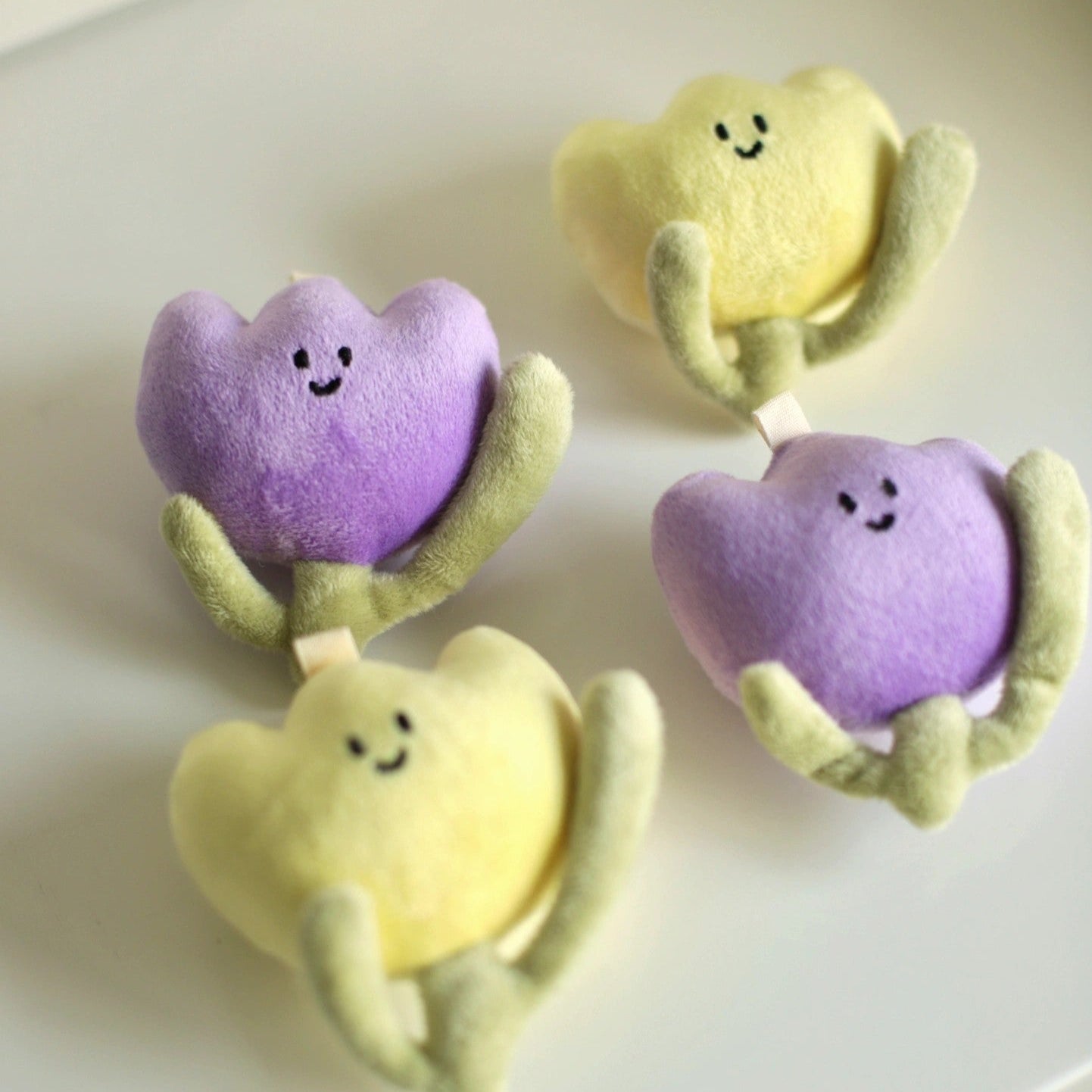 LuLuFun Studio | Plush Tulip Flower Bag Charm - Kawaii Keychain