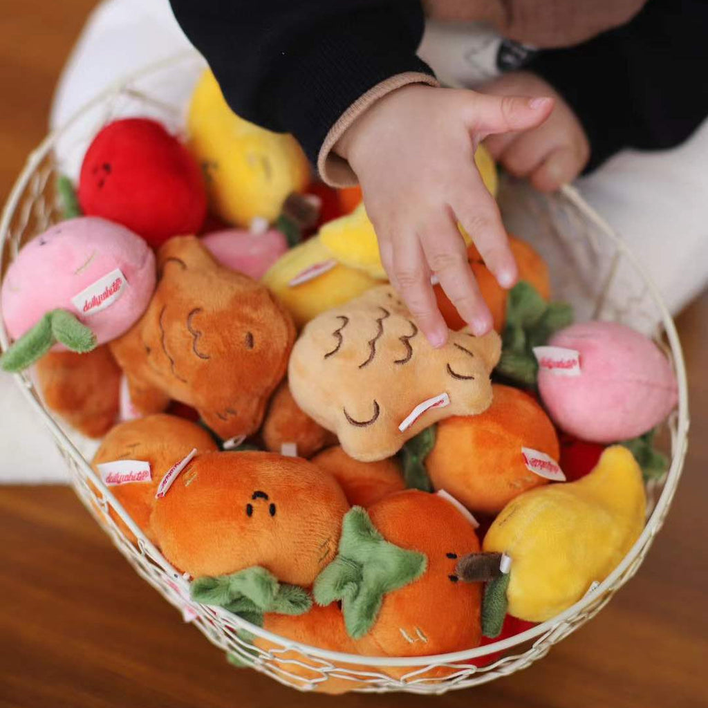 LuLuFun Studio Peach Plush Bag Charm – Soft Kawaii Fruit Keychain