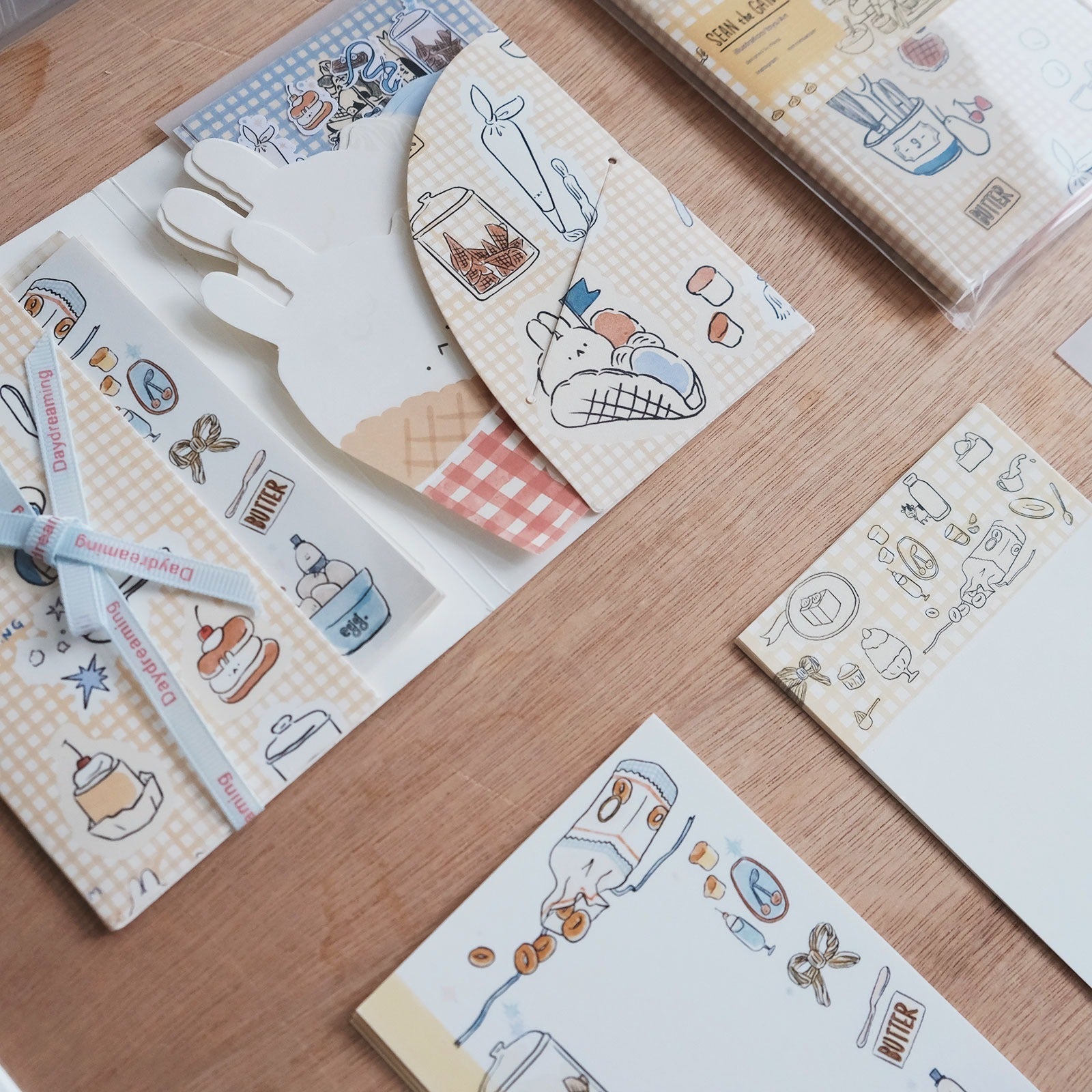A Gator Life Cream Bunny Journaling Material Pack - 20pc Stationery Kit