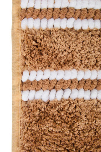 Orsina Small Camel Bath Mat – Non-Slip Textural Bathroom Rug, Brown