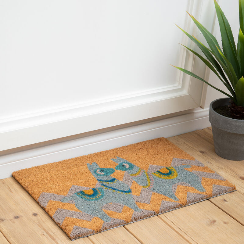 Orsina Filta Llama Doormat – Whimsical Coir Entrance Mat for Porch