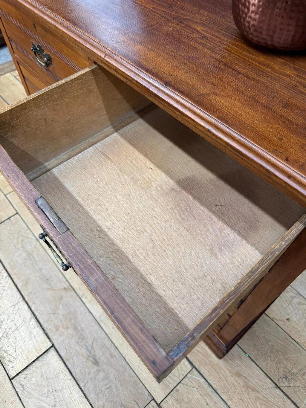 Edwardian Walnut Chest of Drawers | Antique Bedroom Storage