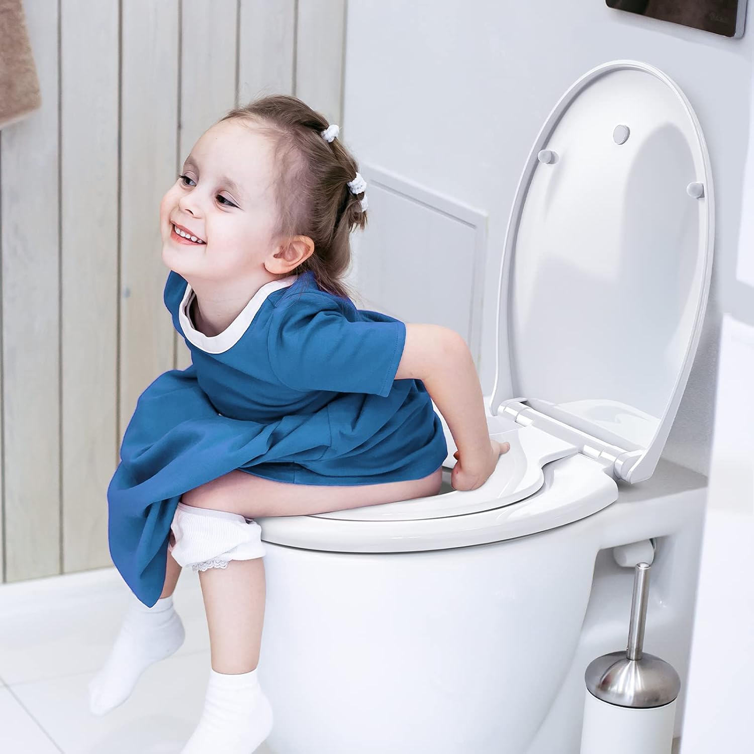 STOREMIC O-Shape Family Toilet Seat with Child Seat - Soft Close White