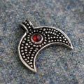 Lunular II Red