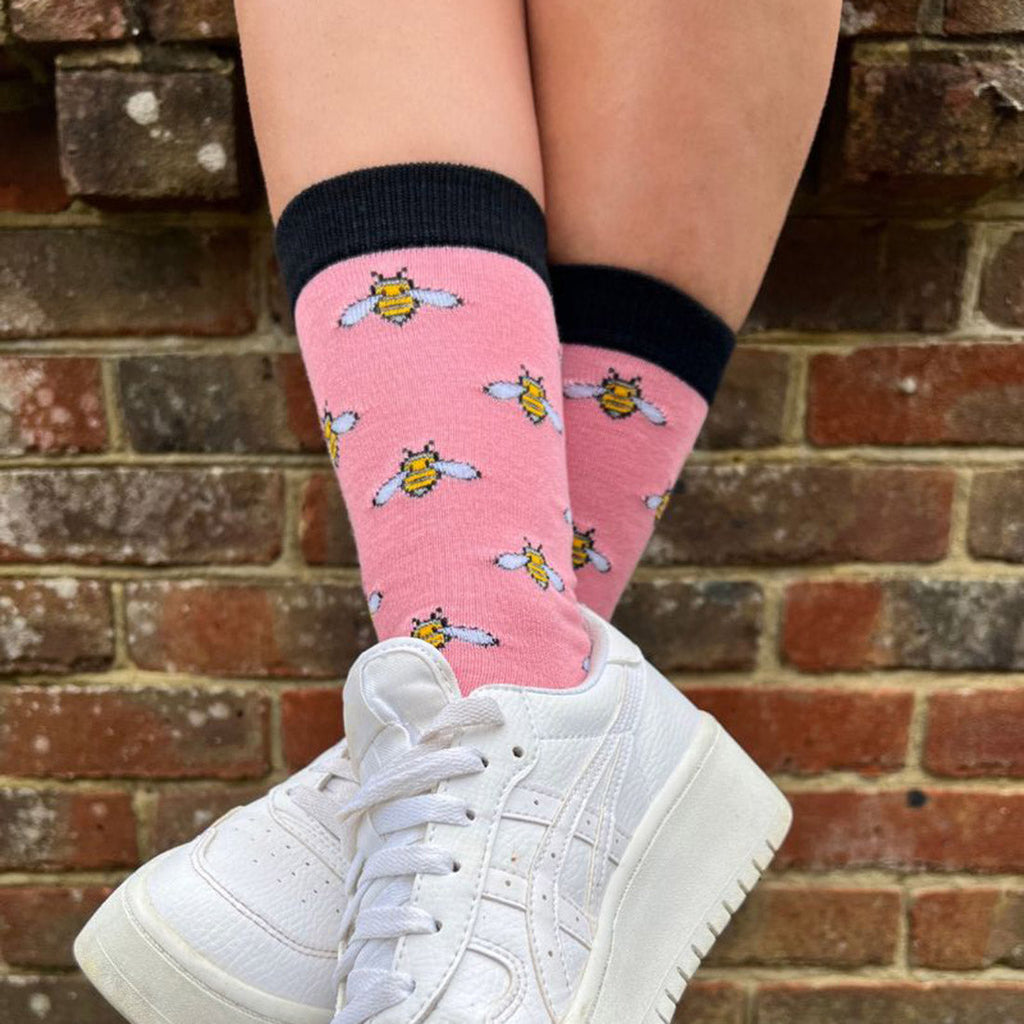 Swole Panda Bumblebee Bamboo Socks – Pink Novelty Print Footwear