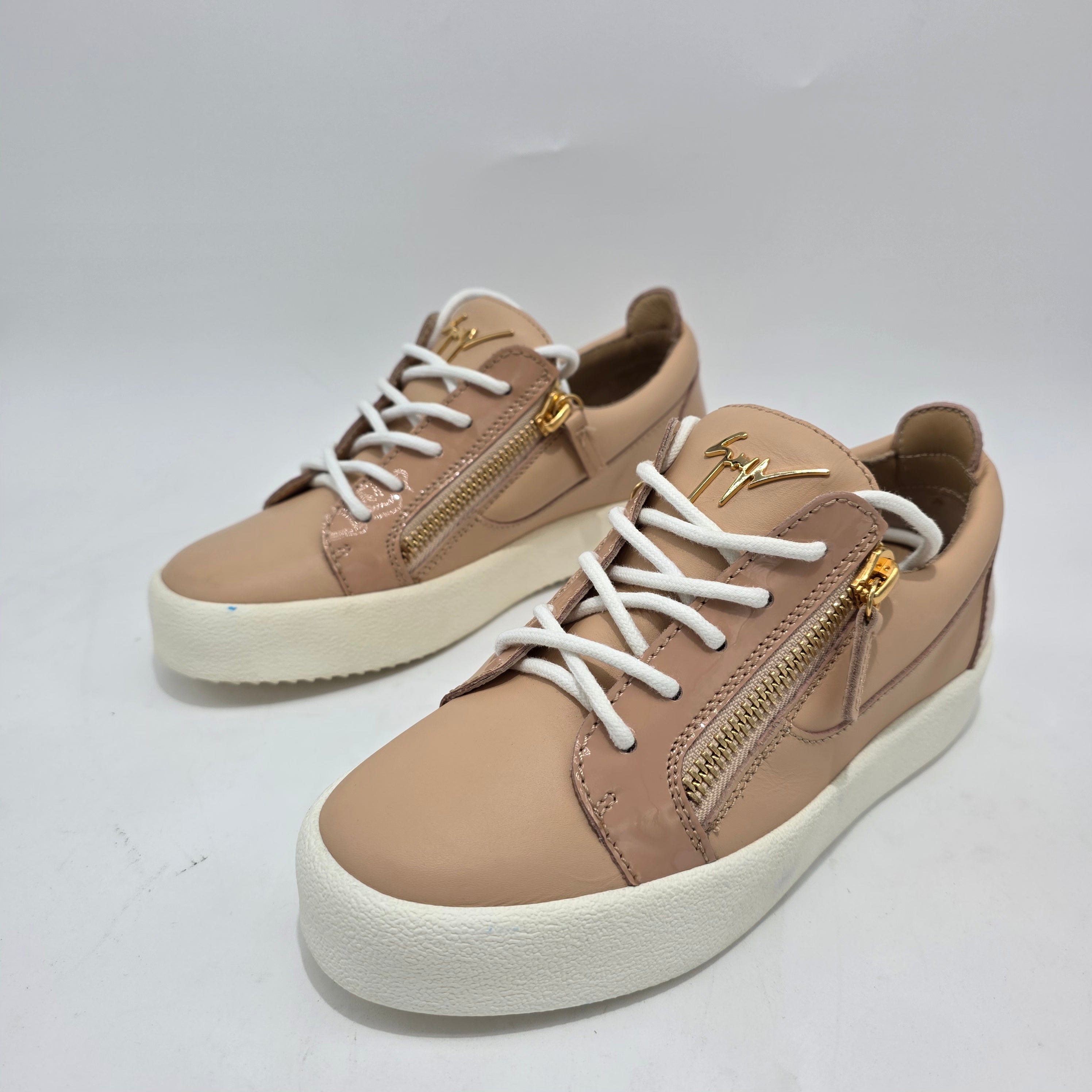 Giuseppe Zanotti May Leather Low Top Trainers – Shell Pink – UK 3