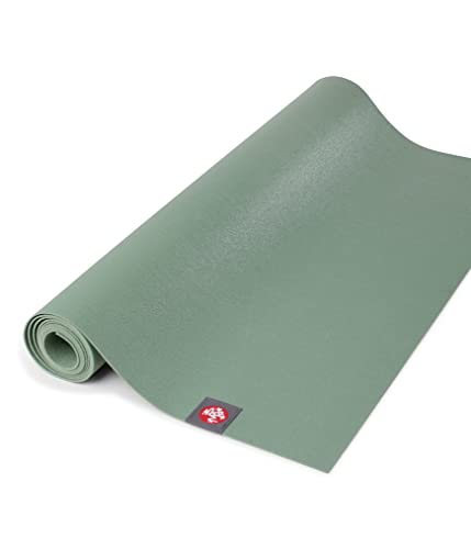 Manduka eKO Superlite Travel Yoga Mat – Natural Rubber, Leaf Green 71"