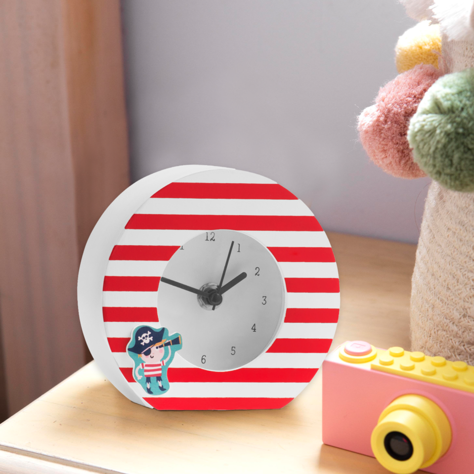Orsina Pirate Table Clock – Nautical Kids Desk Timepiece with Quartz