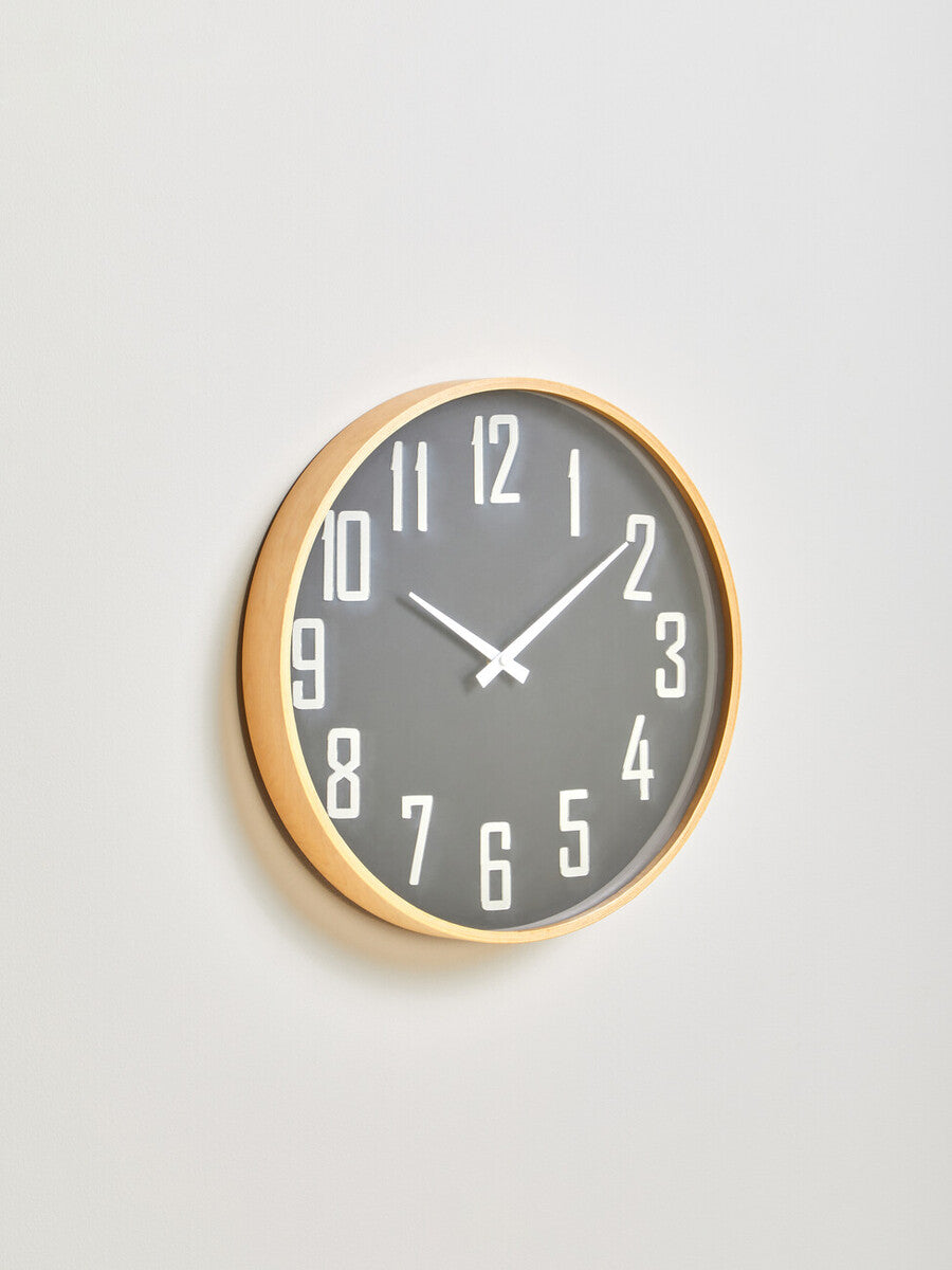 Orsina Vitus Black Wall Clock – Modern Round Design with Natural Trim