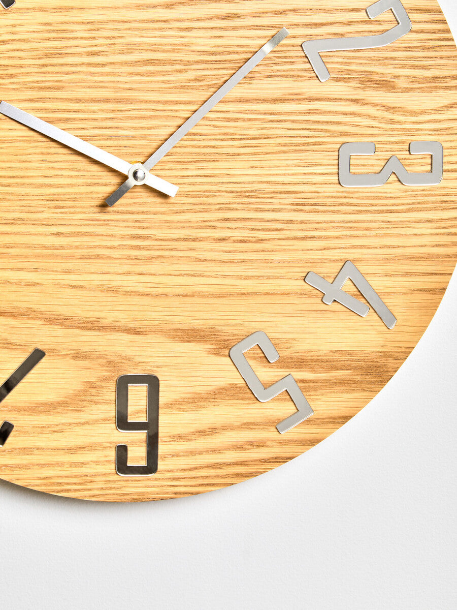 Orsina Vitus Natural Wood Effect Wall Clock – Minimalist Round Timepiece