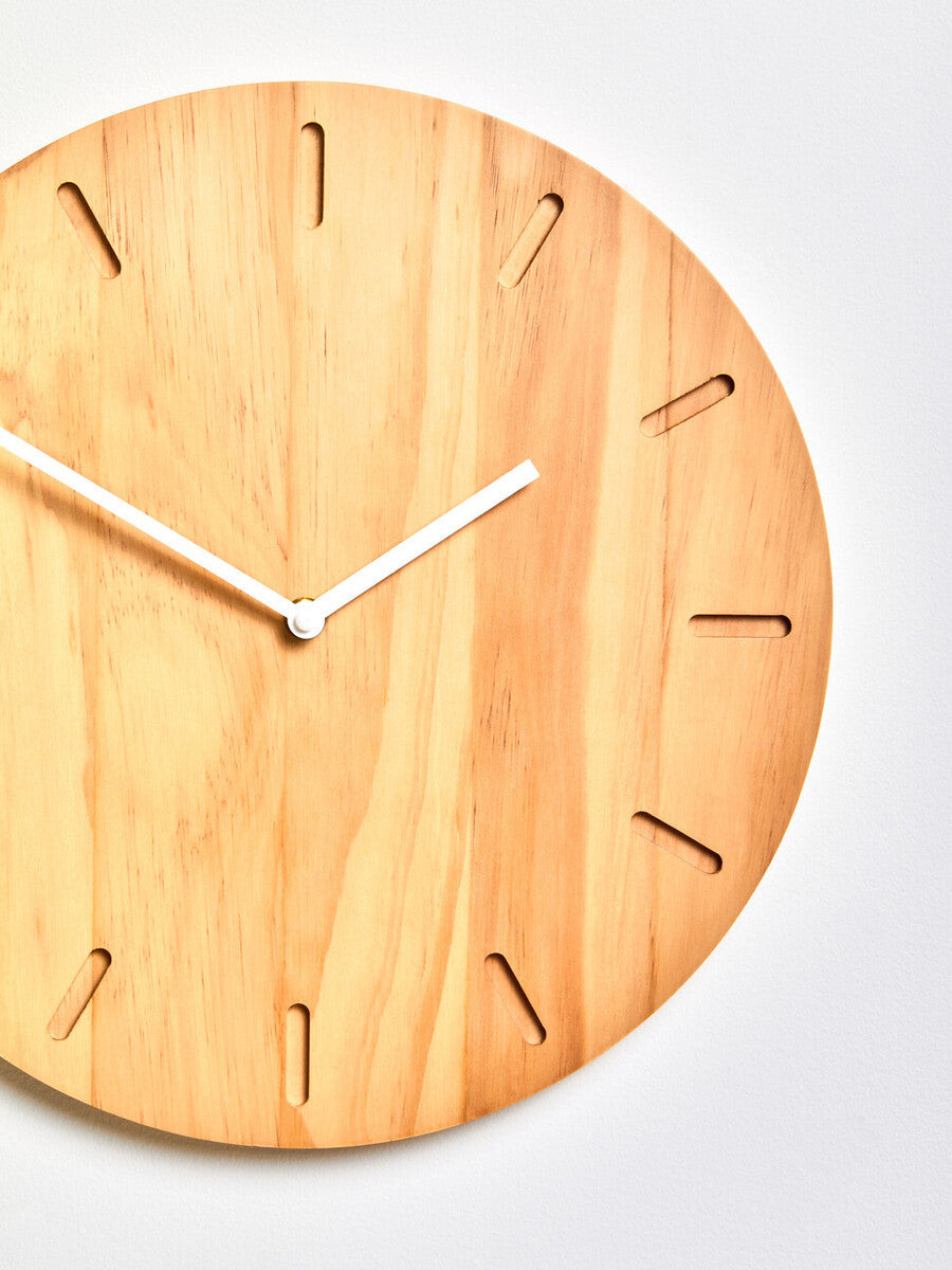 Orsina Vitus Modern Wall Clock – Natural Oak Wood Finish, 12-Inch