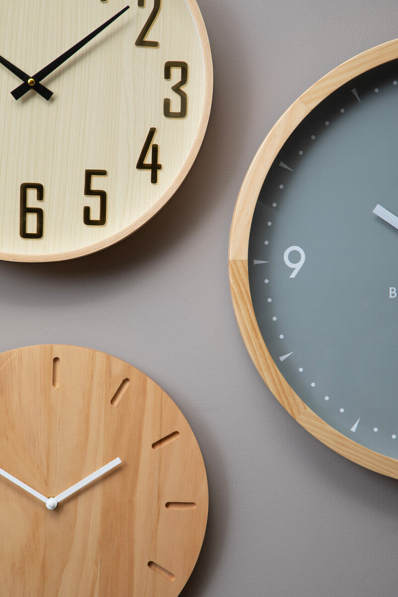 Orsina Vitus Modern Wall Clock – Natural Oak Wood Finish, 12-Inch