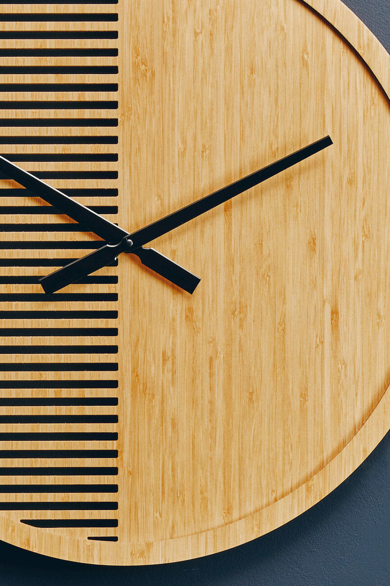 Orsina Vitus Large Wooden Wall Clock – Modern Minimalist Round Decor