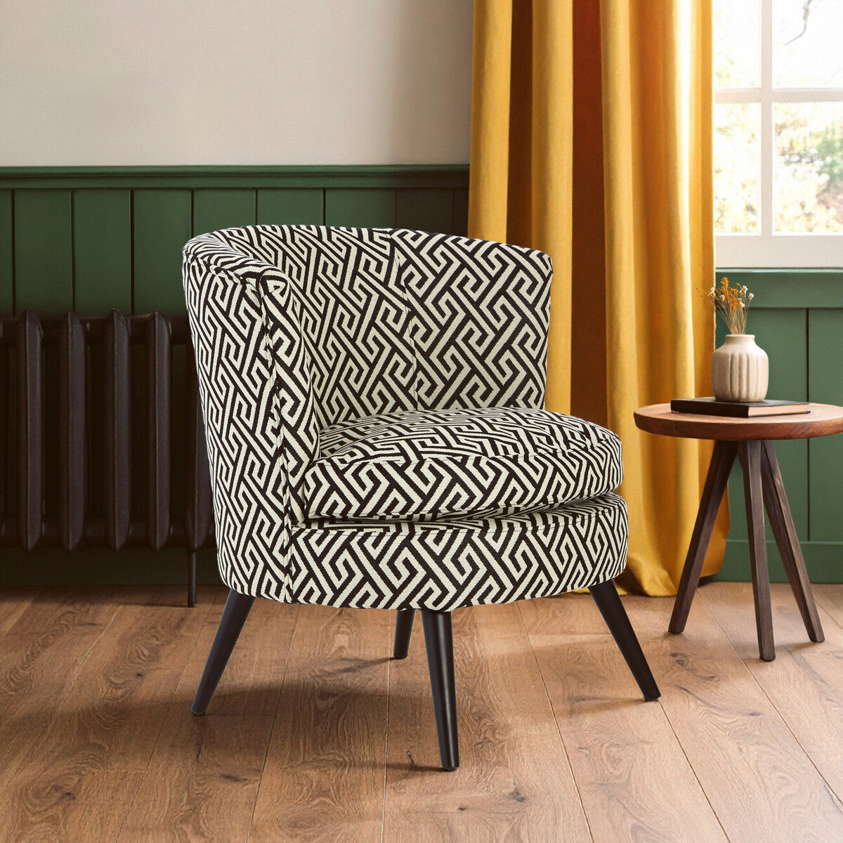Orsina Regent Park Round Accent Chair – Black & Beige Greek Key