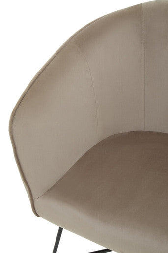 Orsina Stockholm Curved Accent Chair – Mink Velvet & Black Metal