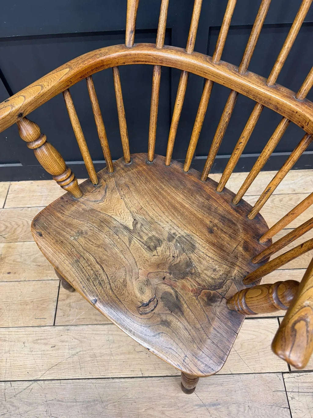 Antique Elm Windsor Armchair Bow Back Smokers Chair Farmhouse Occasional Chair