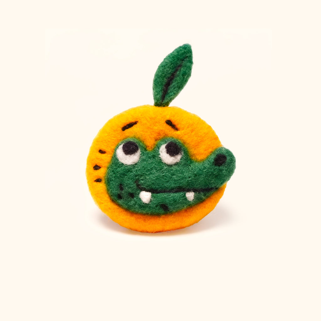 LuLuFun Studio Orange Needle Felted Brooch – Handmade Fluffy Pin