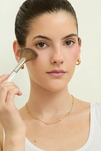 Trish McEvoy Brush 62 Fan Brush – Professional Highlighting Beauty Tool
