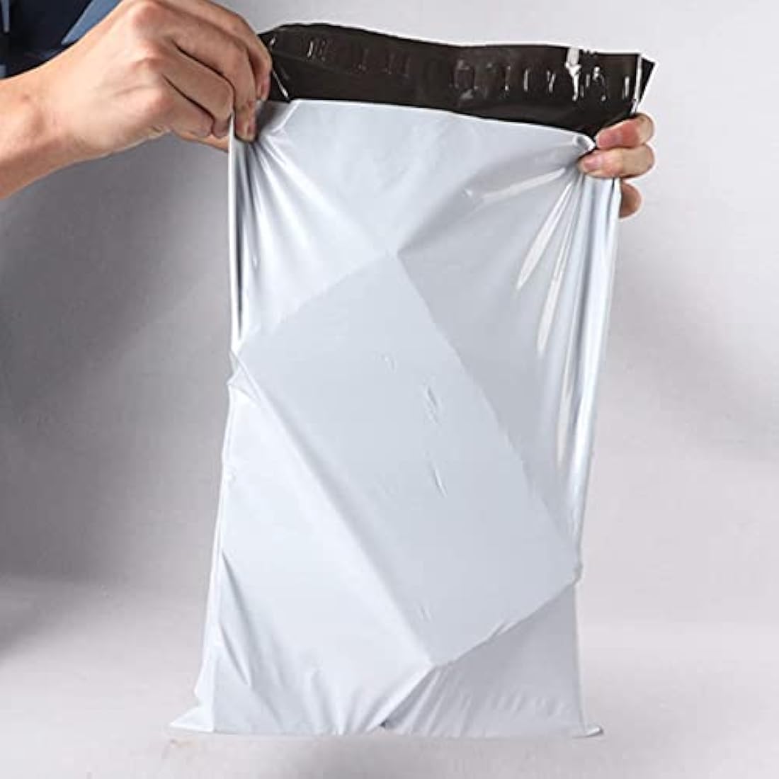 NefLaca 100 Pack Poly Mailing Bags – 12x16 Inch Self Seal Mailers