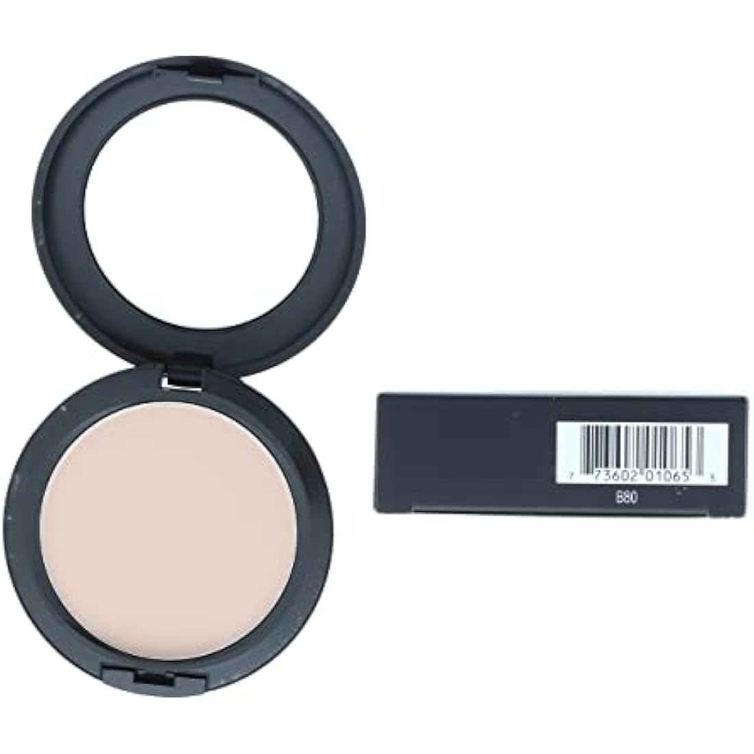 MAC Studio Fix Powder Plus Foundation – Matte Finish for Oily Skin