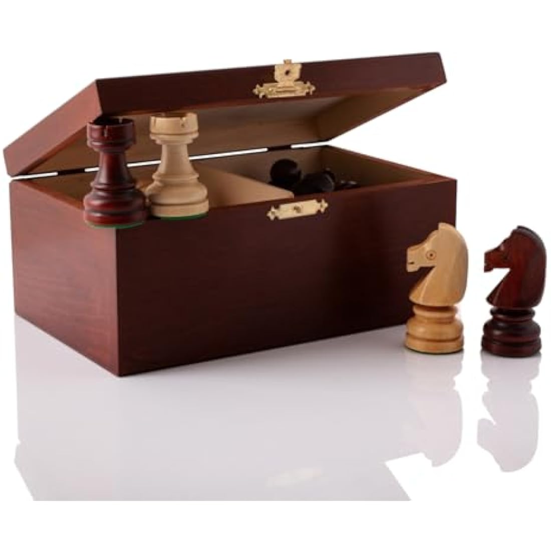 Staunton No. 7 Wooden Chess Pieces in Mahogany Box