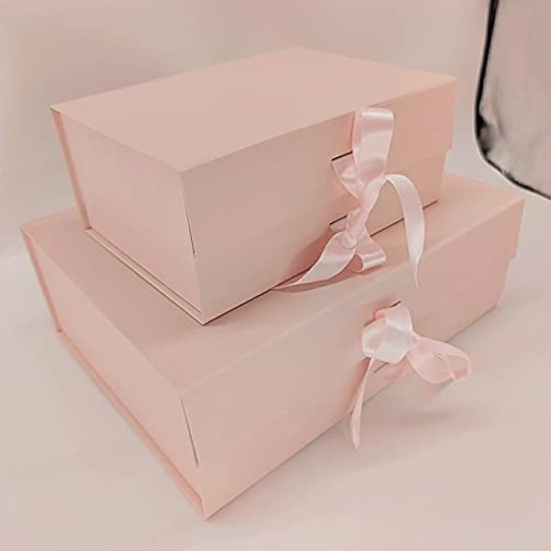 Jolof Store Pale Pink Magnetic Gift Box with Ribbon – 23.5x17x10cm