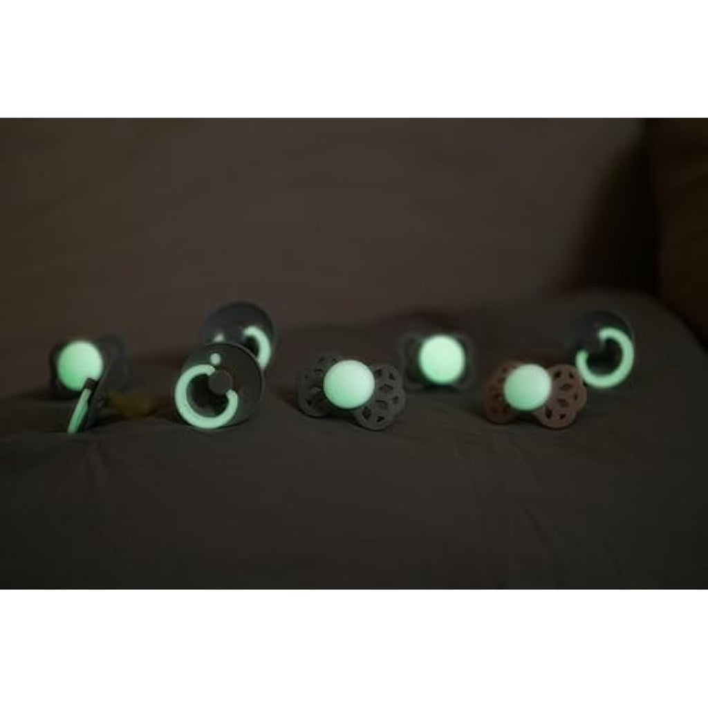BIBS Colour Night Glow Pacifier – Natural Rubber Latex, Size 3, 2-Pack