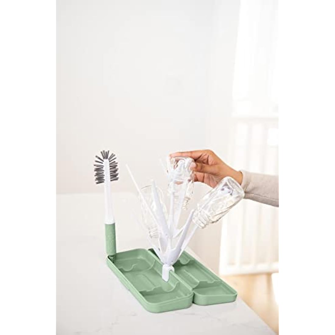 Ubbi Baby Bottle Drying Rack and Cleaning Brush Set, Sage – 4 Pieces