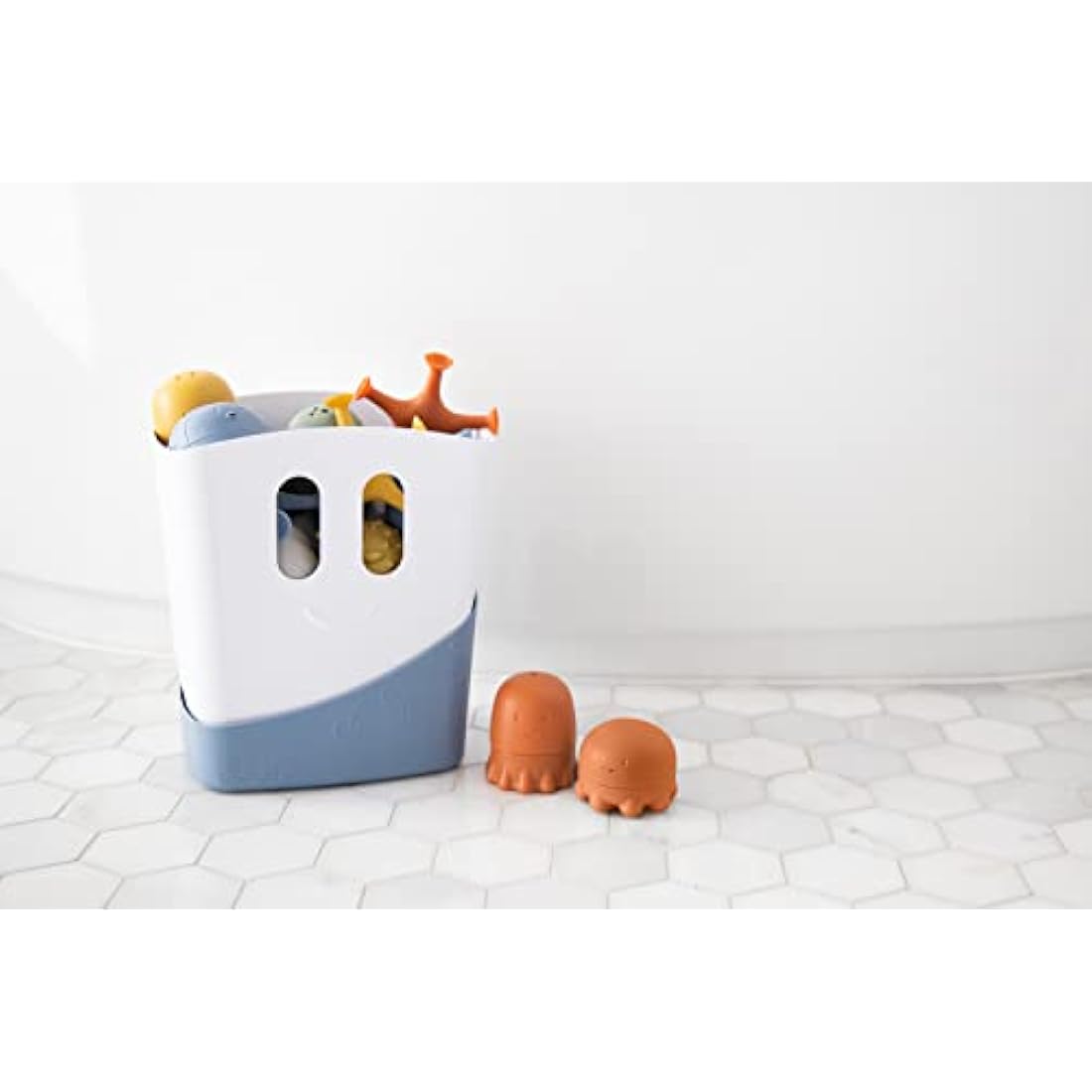 Ubbi Bath Time Essential Gift Set – Drying Bin and 12 Water Toys, Blue