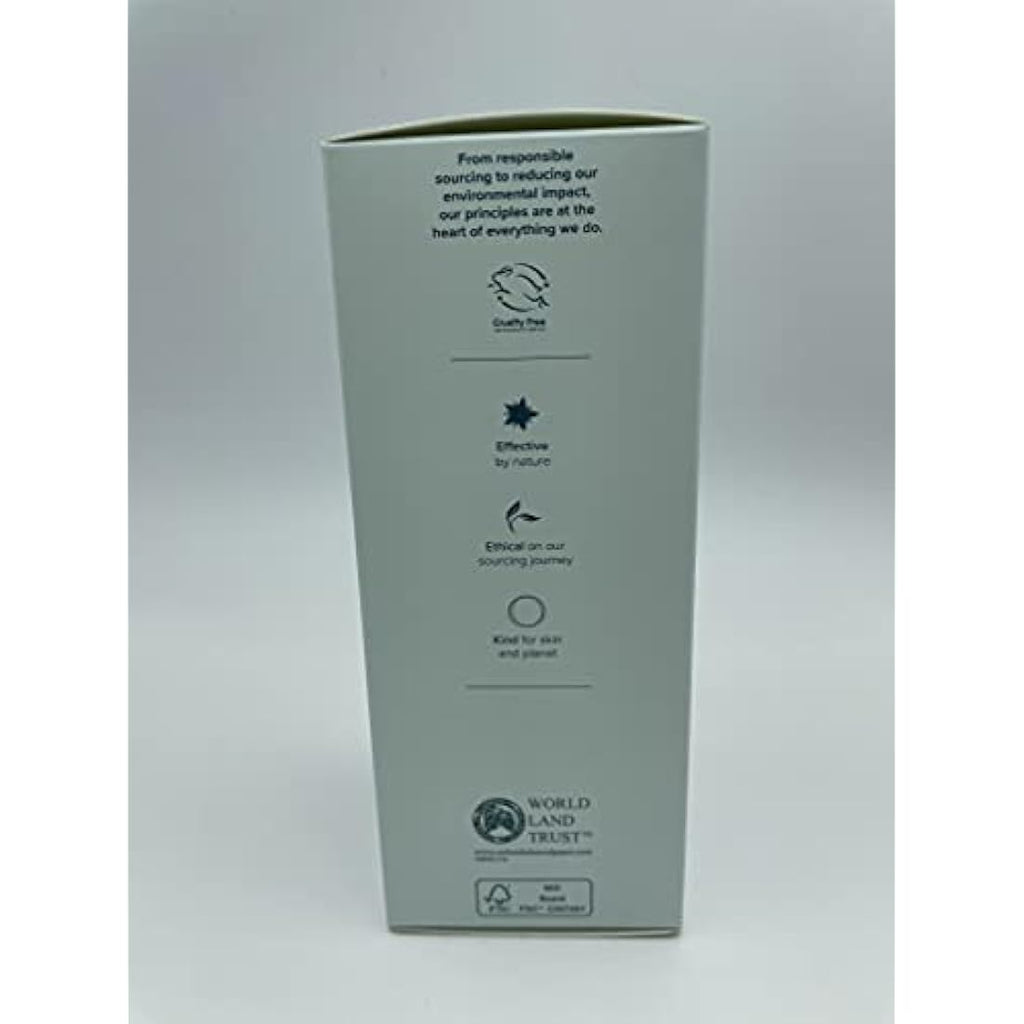 Liz Earle Cleanse & Polish Starter Kit - 100ml Cleanser & 2 Muslin Cloths