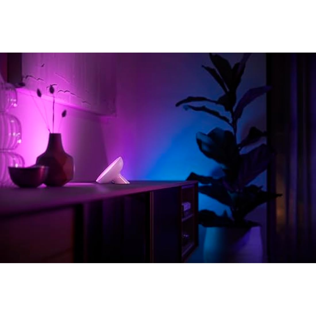 Philips Hue Bloom Smart LED Table Lamp – White & Color Ambiance