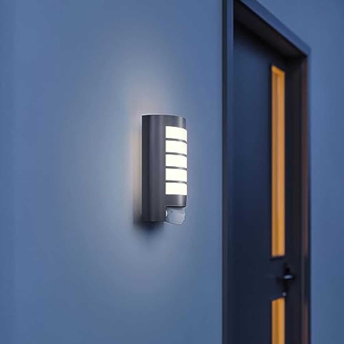 Steinel L 12 S Outdoor Wall Light – Anthracite Motion Sensor Lamp