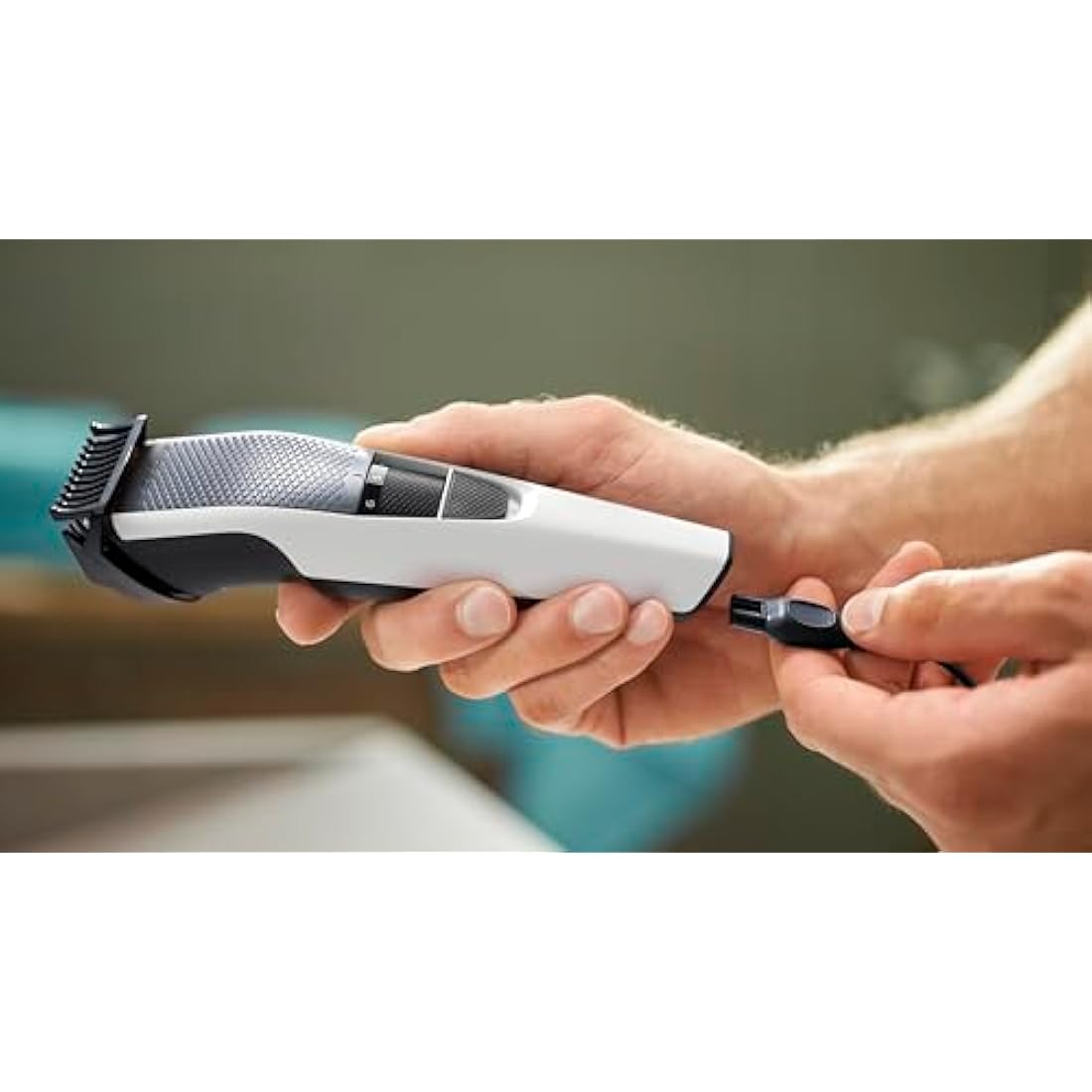 Philips Series 3000 Beard Trimmer – Cordless Lift & Trim BT3206/13