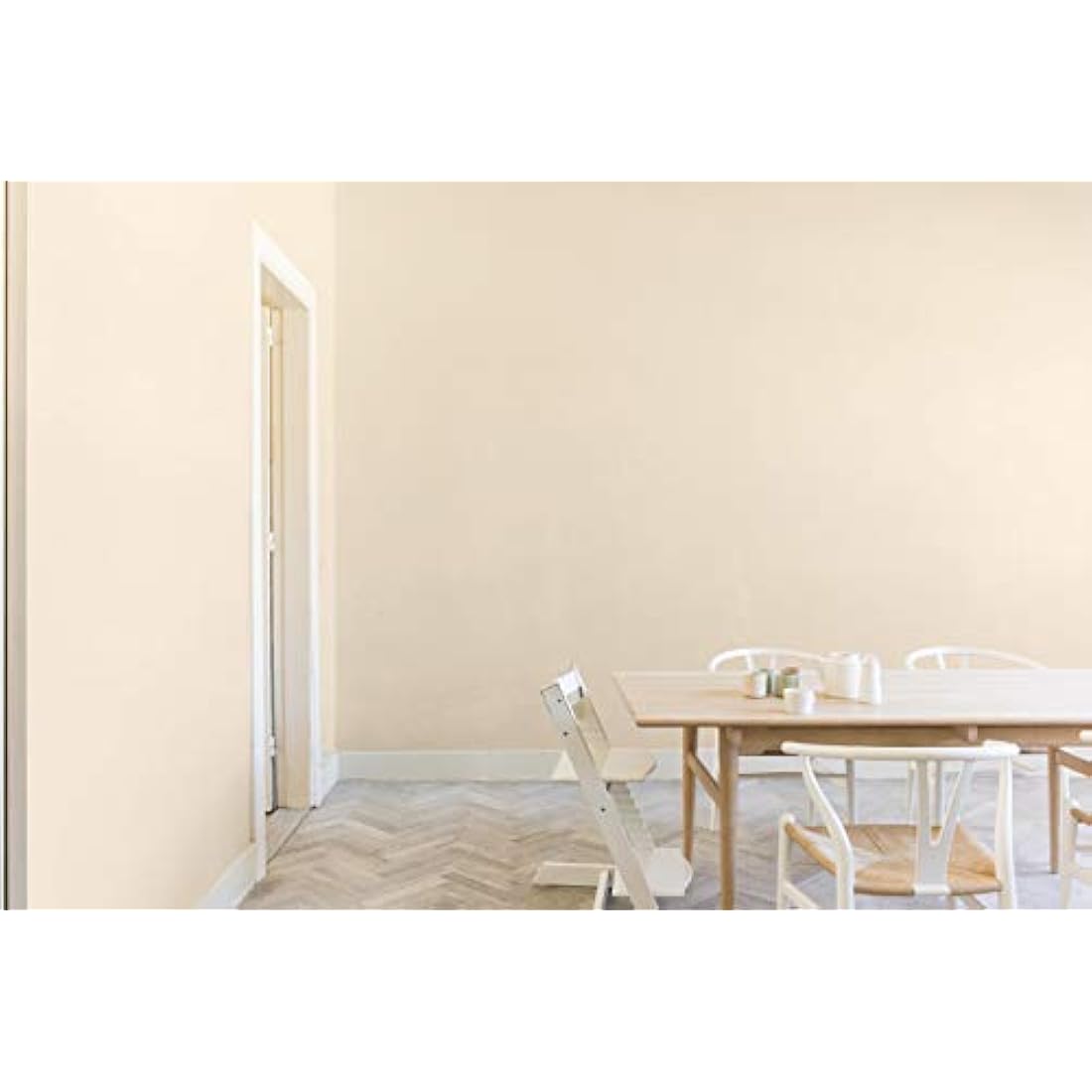 Dulux Matt Emulsion Wall & Ceiling Paint - Magnolia - 2.5 Litres