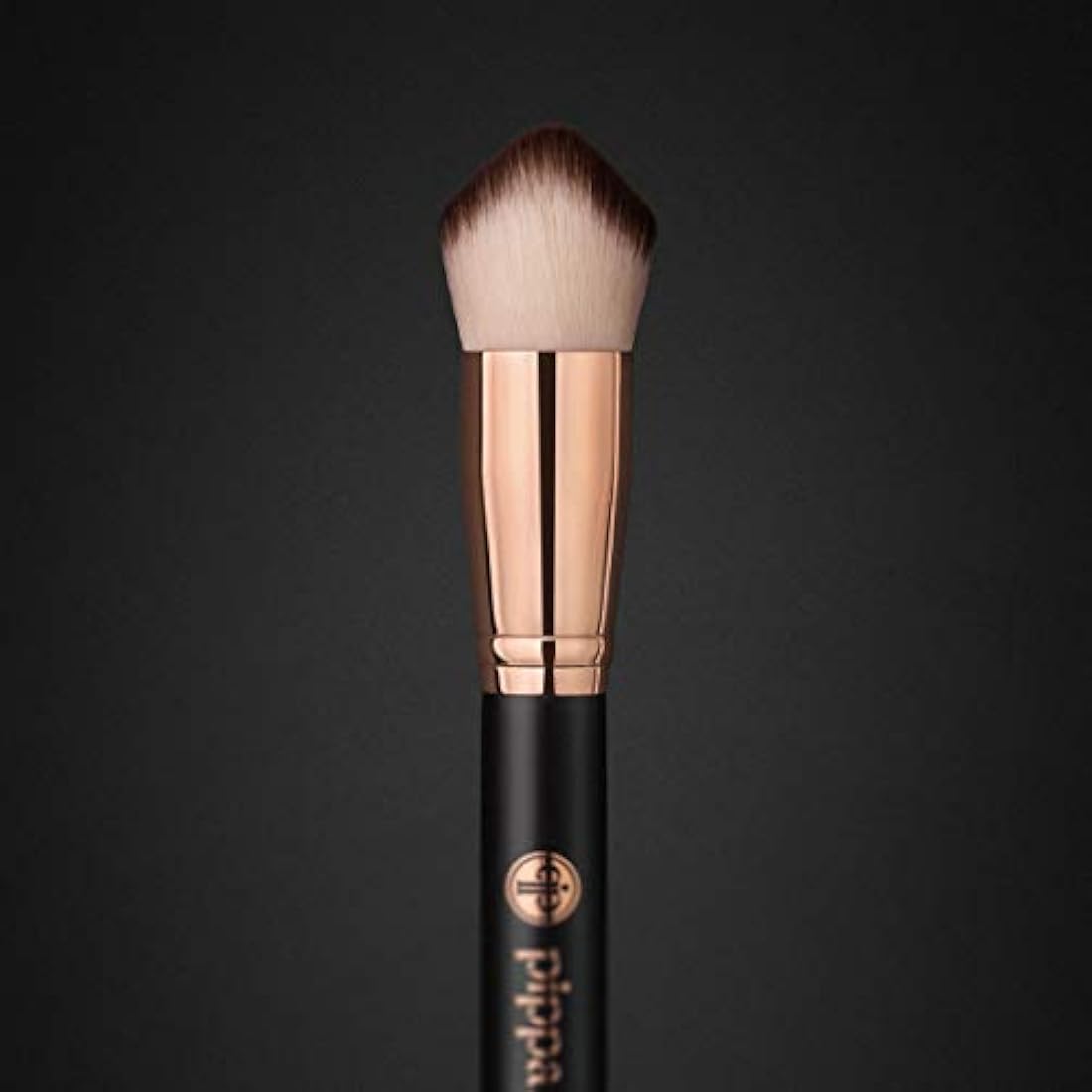Studio FX Foundation Brush – Vegan Buffing Makeup Applicator