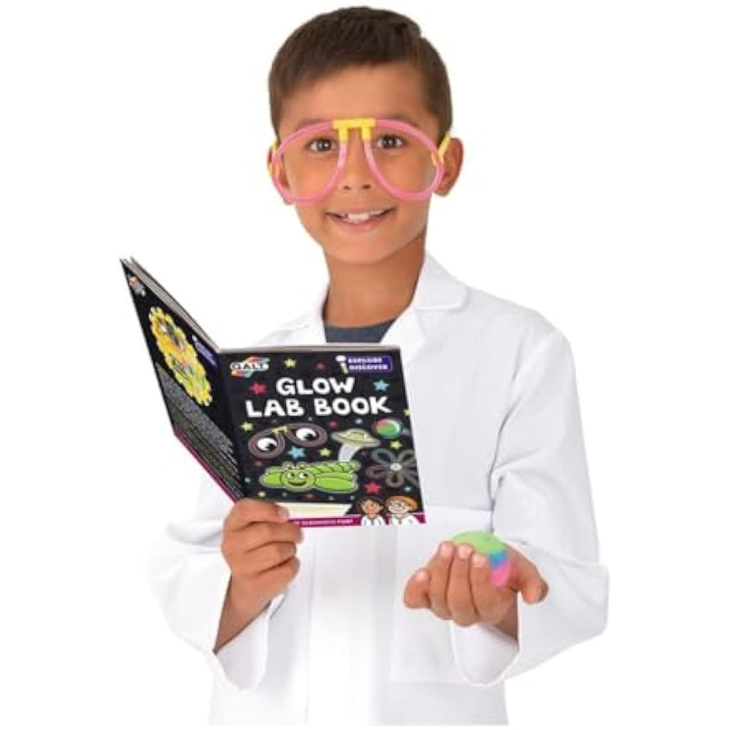 Galt Glow Lab Science Kit – STEM Learning Glow in the Dark Set for Ages 6+