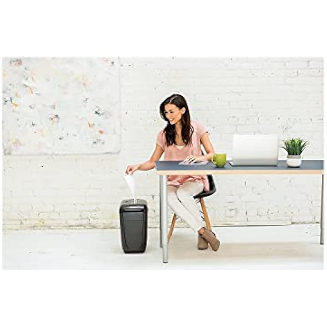 Fellowes Powershred 60Cs 10-Sheet Cross-Cut Paper Shredder | P-4 Security