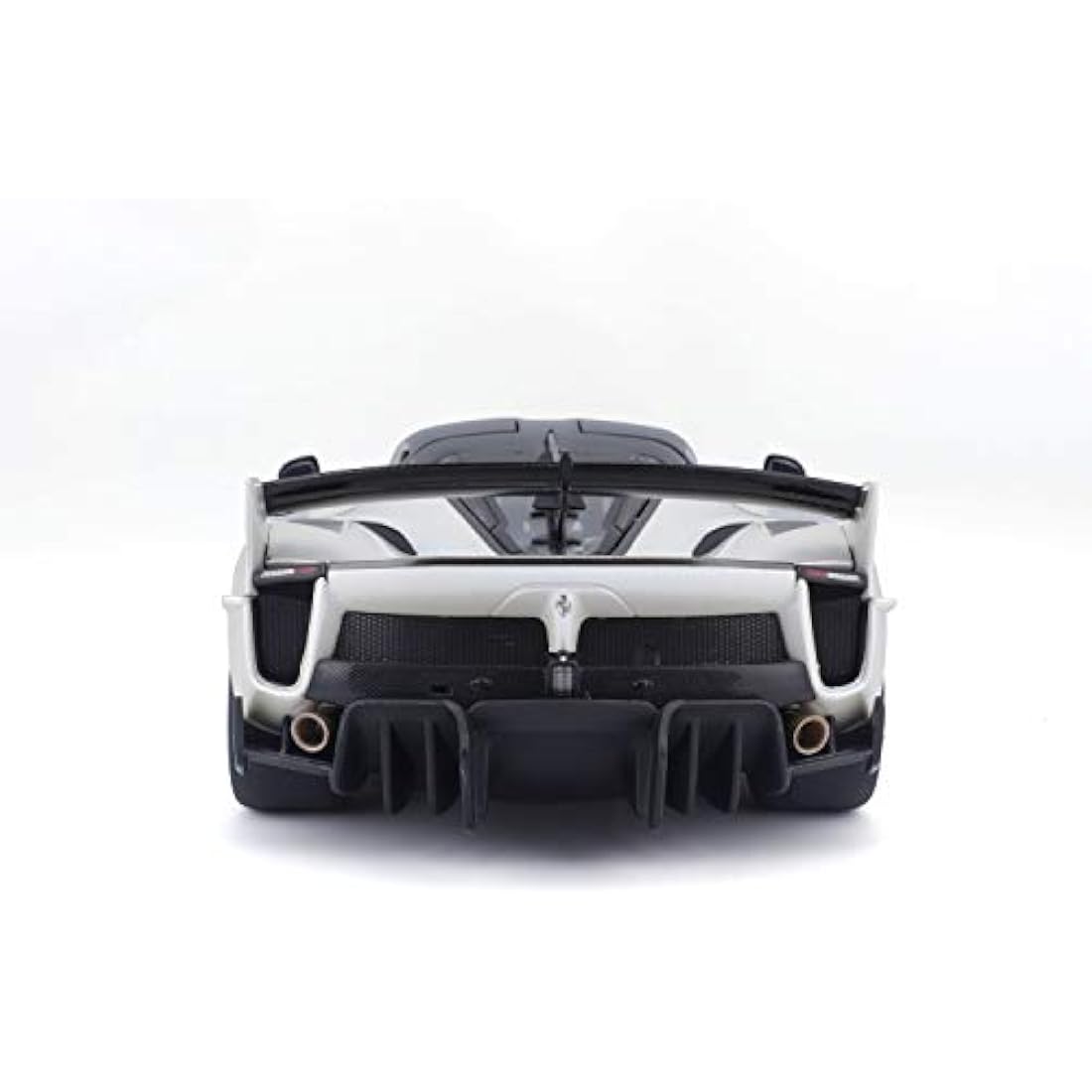 Bburago Ferrari FXX K Evoluzione Diecast Model Car – 1:18 Scale Replica