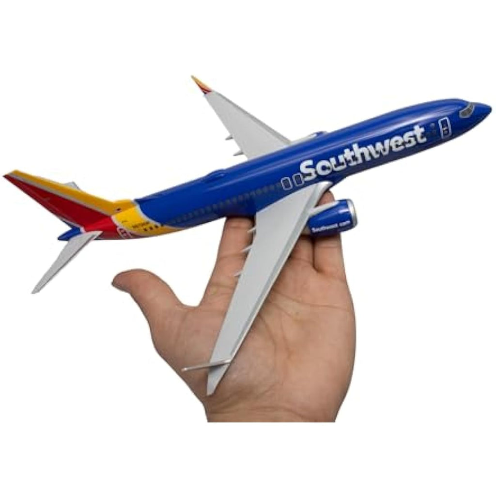 Skymarks Southwest Boeing 737-MAX8 Model Airplane 1/130 with Wifi Dome