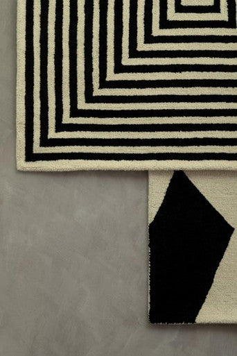 Orsina Milana Large Geometric Rug – Black & White Handwoven Wool