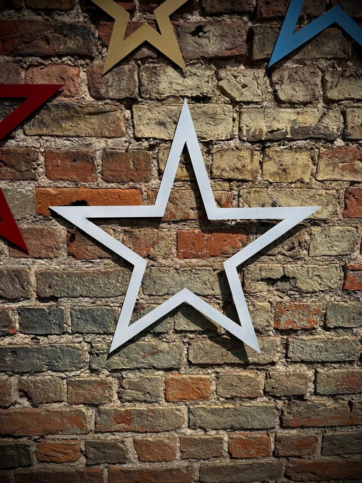 Rustic Metal Star Garden Wall Art – Distressed Steel Decor by RW Norfolk