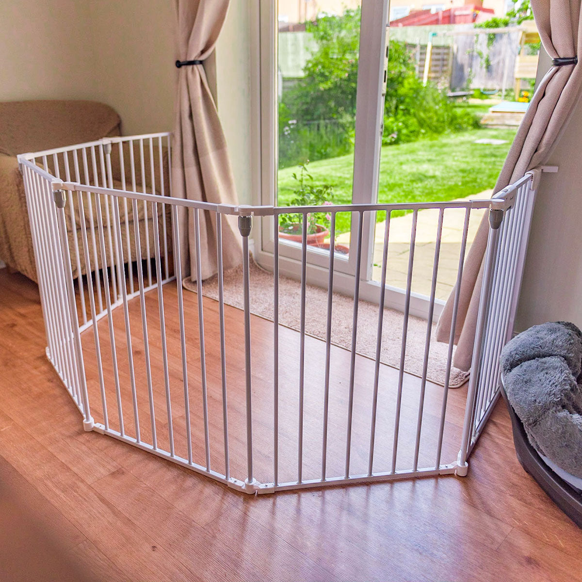 Callowesse Multi-Gate Playpen Room Guard - White