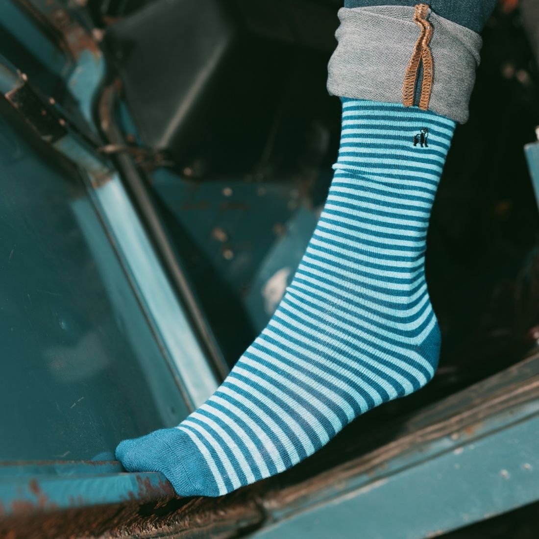Swole Panda Sky Blue Narrow Striped Bamboo Socks – Soft & Sustainable