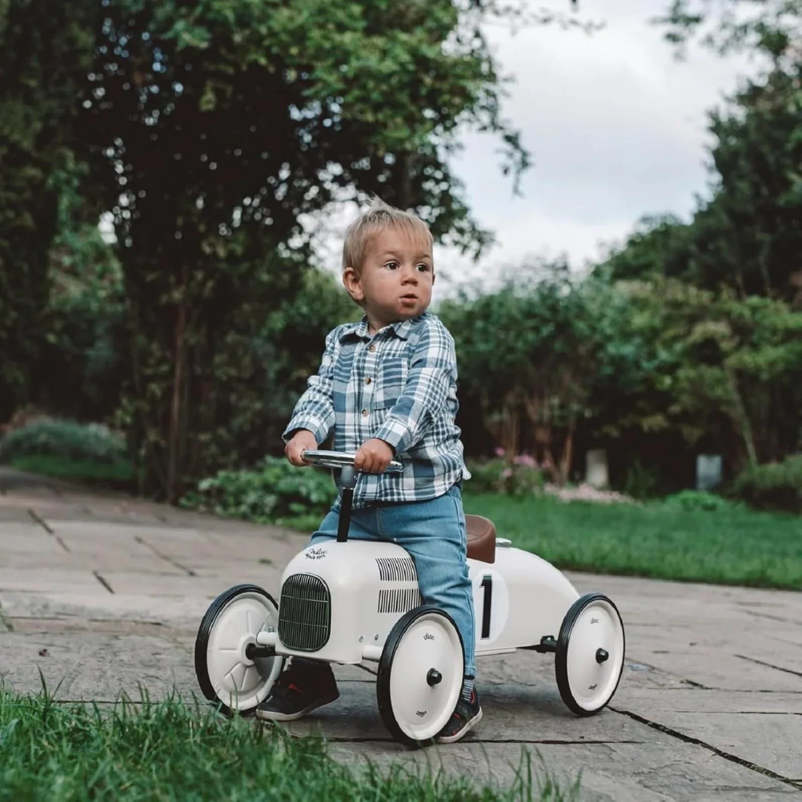 Vilac Ride On Metal Car Toy - Off White