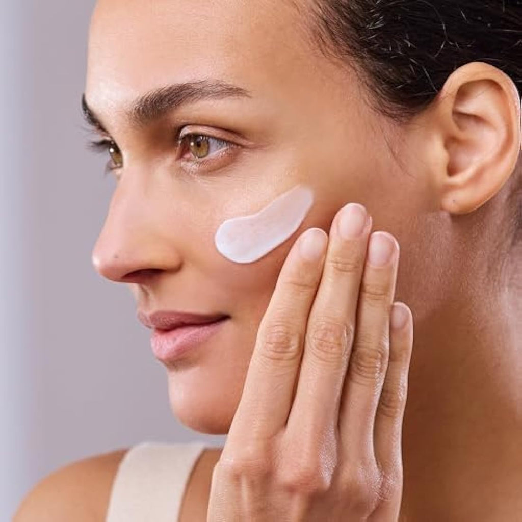 Evolve Organic Beauty Daily Renew Facial Cream with Hyaluronic Acid